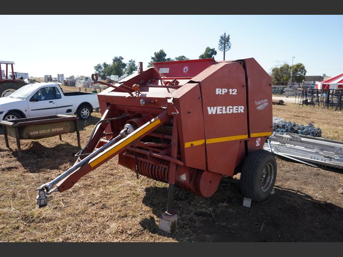 Welger Baler RP11