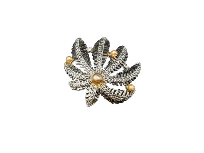  Vintage 1950s British Silver-Tone Palm Leaf Brooch – Registered English Design with Faux Pearl Accents