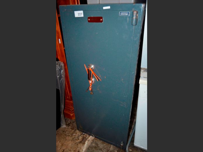 PROFEX GREY SAFE WITH KEYS, 61 x 57 x 138cm