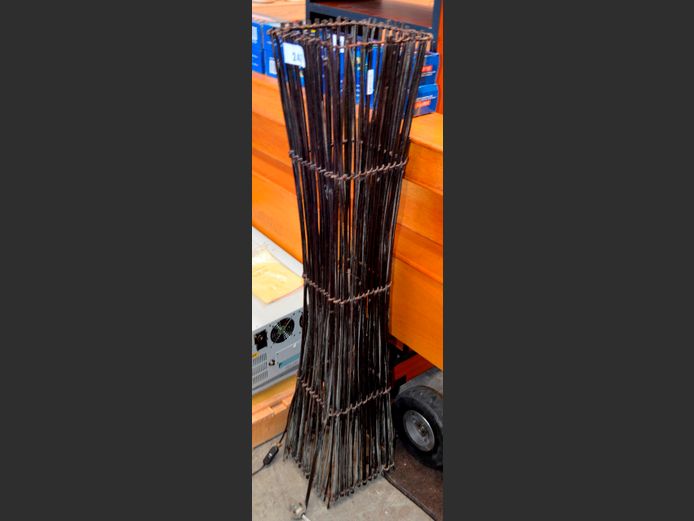 TWIG FLOOR LAMP, 25 x 25 x 100cm