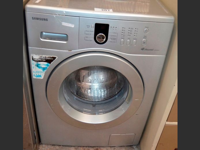SAMSUNG DIAMOND DRUM FRONT LOADING WASHING MACHINE [Switches on, untested further]