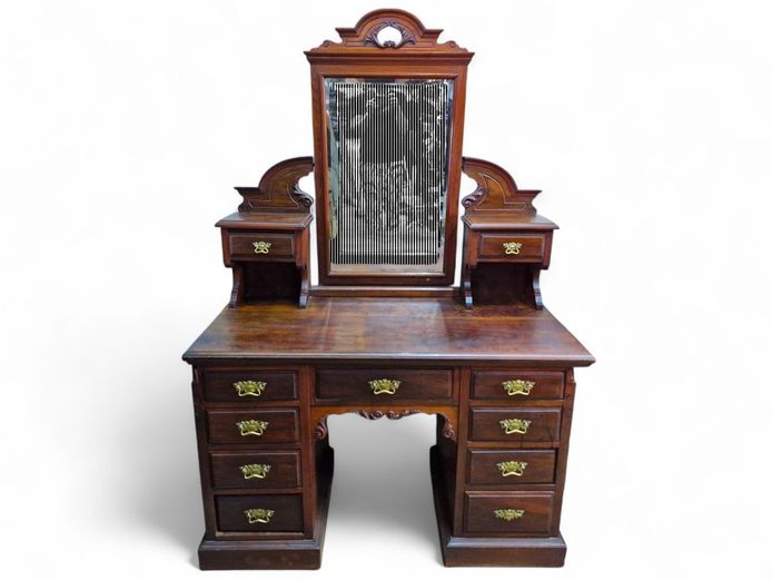 Edwardian Mahogany Duchess Dressing Table