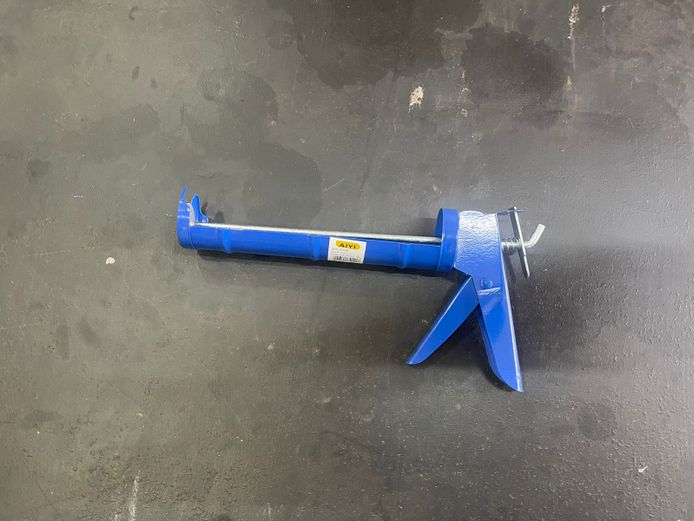 Blue silicone gun x1