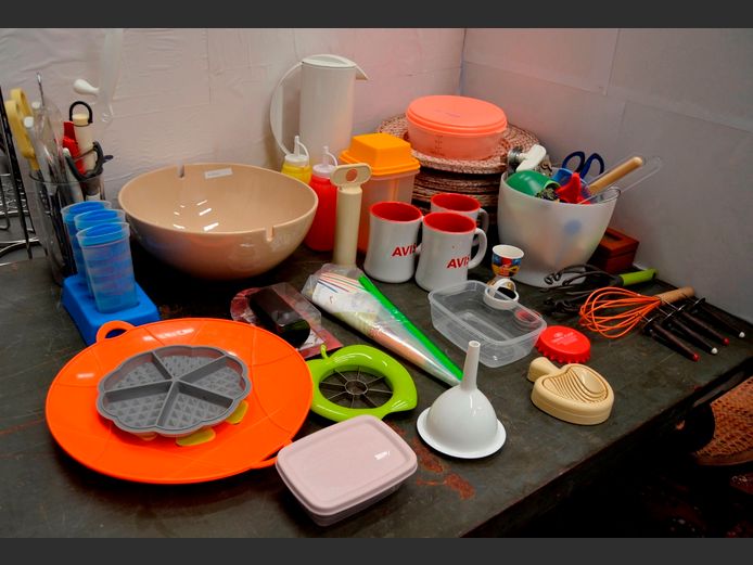 LARGE CERAMIC BOWL, KITCHEN UTENSILS, etc