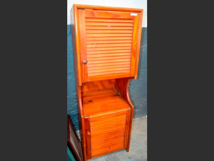 PINE 2-DOOR LOUVRE FRONT CABINET, 46 x 43 x 132cm