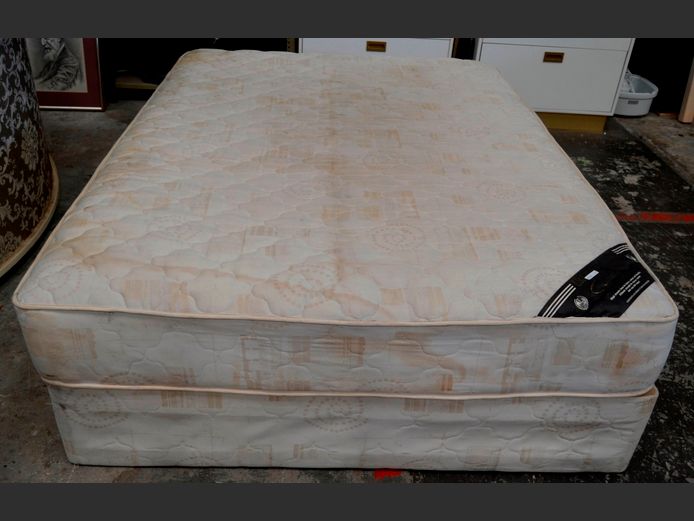 ULTIMATE SLEEP DOUBLE BED BASE & MATTRESS SET [Stained, no feet]