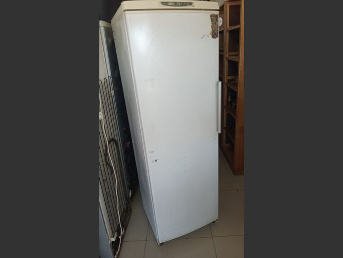 Defy Freezer - Untested