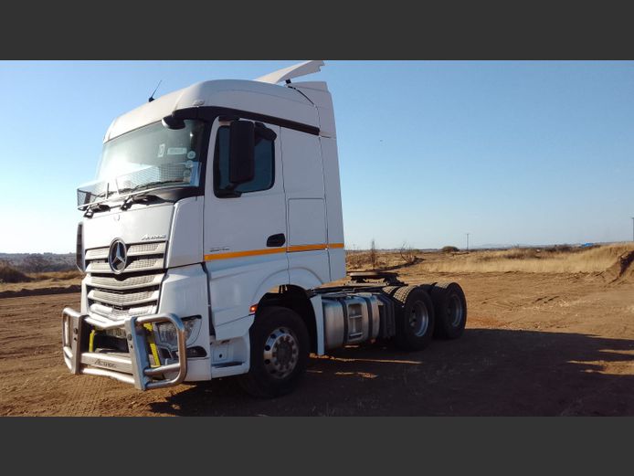 Mercedes Benz Actros 26-45 D-axle Horse
