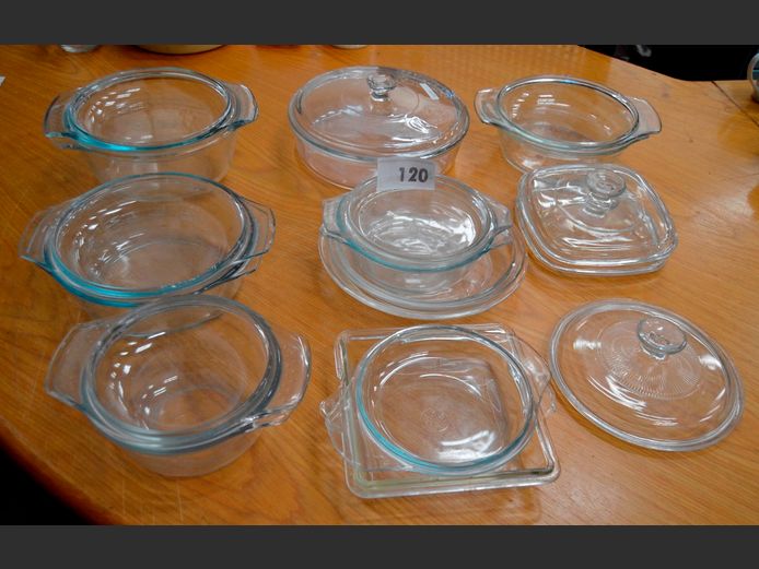 LOT: PYREX & ARCOROC CASSEROLES WITH LIDS