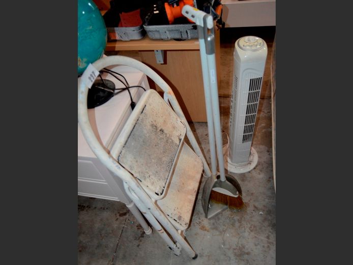 OSCILLATING FAN HEATER, 2-STEP LADDER, etc [Untested]