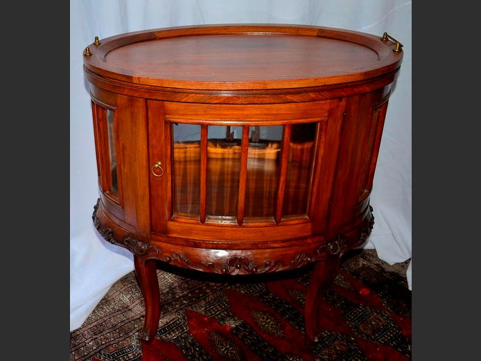 ANTIQUE WALNUT ITALIAN SINGLE DOOR DRINKS CABINET WITH BEVELLED GLASS PANELS, 70 x 46 x 72cm