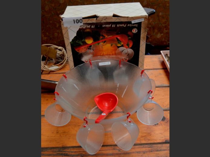 VINTAGE FRENCH PUNCH BOWL WITH 8 MATCHING CUPS & LADLE