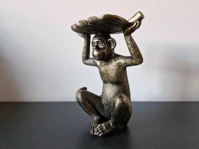 Bronze Finish Resin Sitting Monkey Statue with Banana Leaf Tray