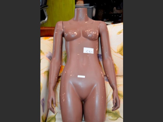 FEMALE MANNEQUIN TORSO, 147 x 93cm