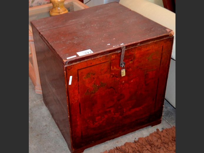ANTIQUE CHINESE TRUNK, 61 x 57 x 63cm [Needs some TLC]