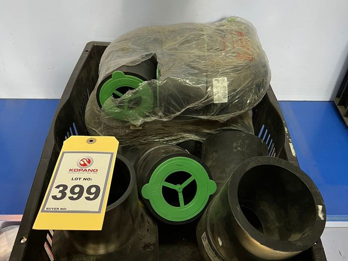 Lot pipe fittings