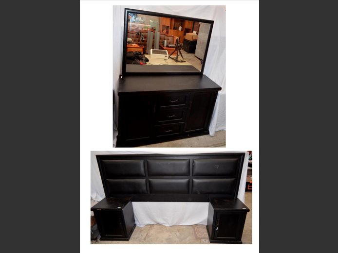 STAINED MAHOGANY QUEEN SIZE LEATHER PADDED HEADBOARD, 2-DOOR, 3-DRAWER DRESSING TABLE, 136 x 47 x 171cm, WITH STOOL, 44 x 32 x 42cm, & PAIR SINGLE DOOR PEDESTALS, 54 x 46 x 68cm [Tear to headboard, pedestals scuffed]