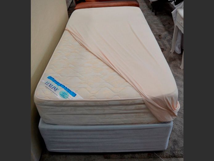 SLEEPWELL LUXLINE SINGLE BED BASE & MATTRESS SET