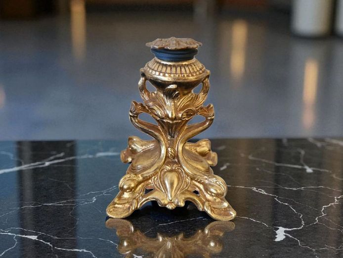 Vintage Heavy Brass Ostrich Egg Stand