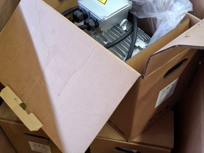 Electric motors: 3 x 2HP