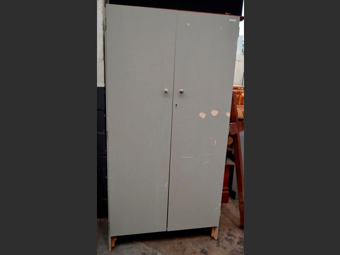 GREY PAINTED 2-DOOR WARDROBE, 89 x 55 x 174cm [Needs re-painting]