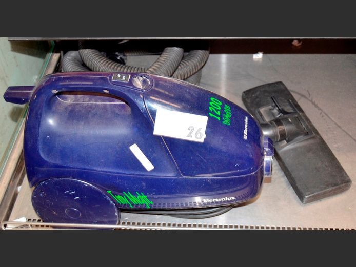 ELECTROLUX 1200W TINY MIGHT VACUUM CLEANER WITH PIPES & ATTACHMENTS [Switches on, untested further]