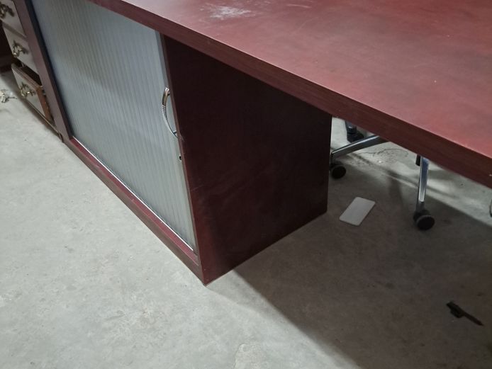 Office Credencer