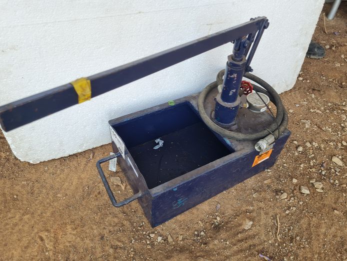 AIR TEST PUMP