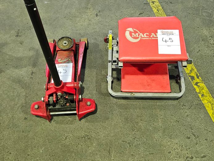 MAC AFRIC TROLLEY JACK & MAC AFRIC CREEPER CHAIR