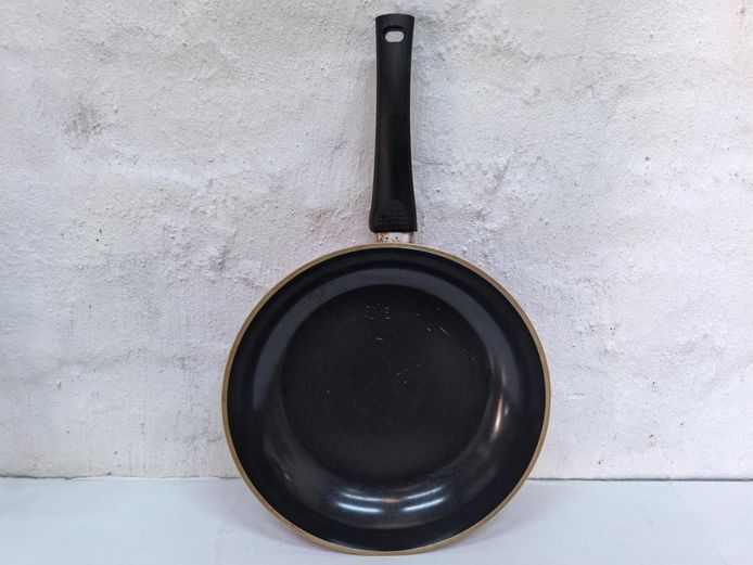Pink Aluminum Non-Stick Frying Pan Skillet