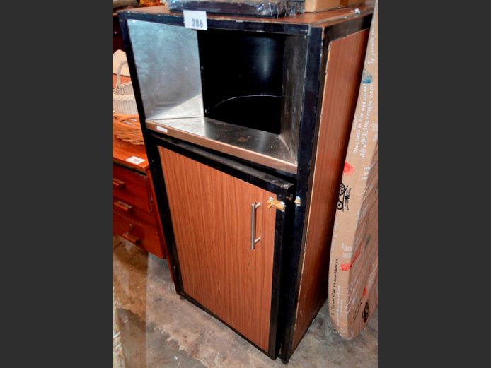 LARGE WASTE BIN STATION [Needs attention, No bin inside]