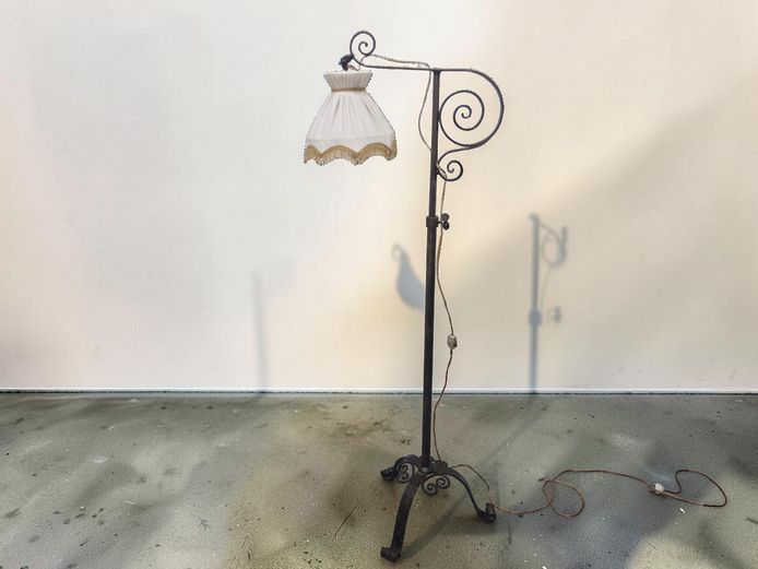 Vintage Metal Height-Adjustable Floor Lamp with Shade