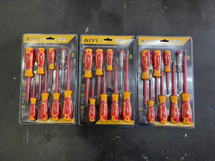 Insulated screwdriver set 8piece x3