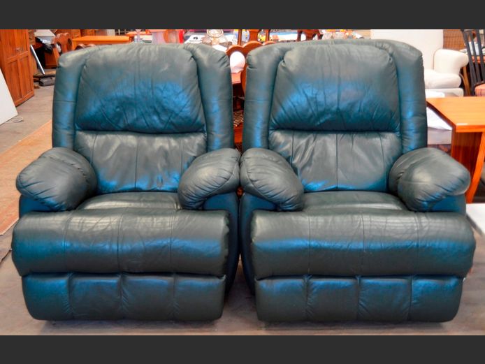 PAIR DARK GREEN LEATHER RECLINING ARMCHAIRS