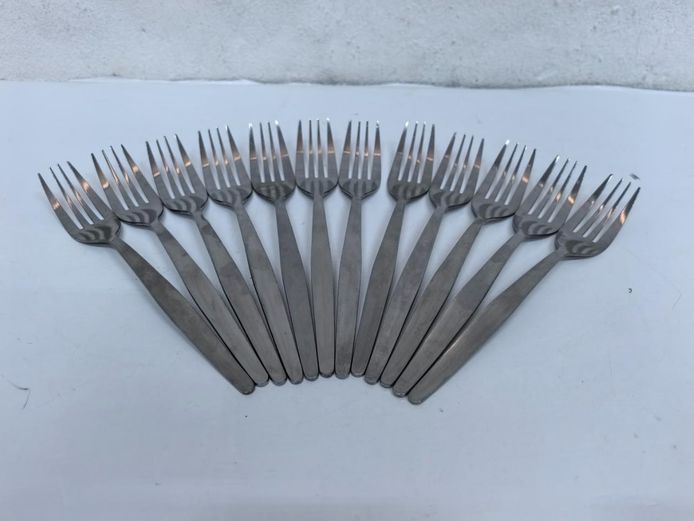 Set of 12 Stainless Steel Dinner Forks