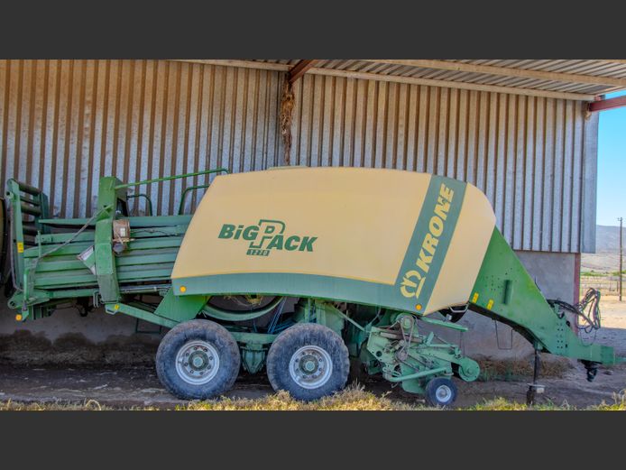 Krone Big Pack 1270 baler