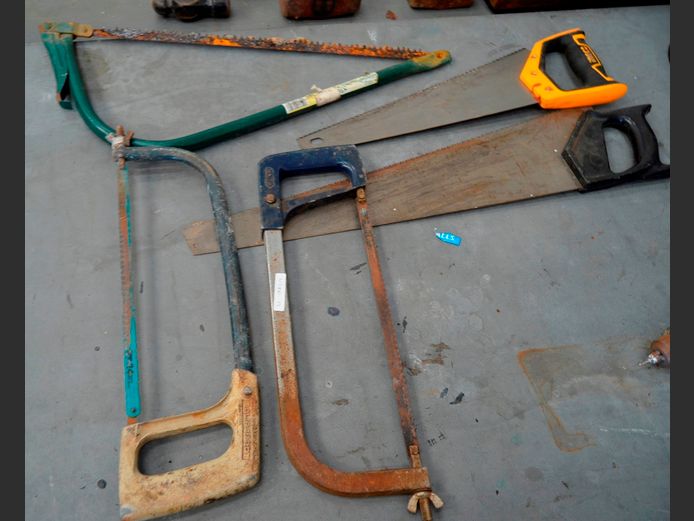 VARIOUS SAWS: HACK, BOW & CARPENTRY