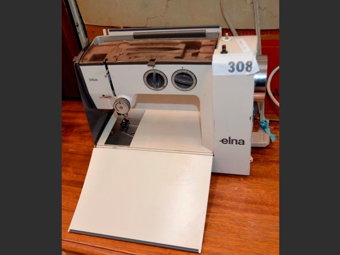 ELNA LOTUS SEWING MACHINE WITH TREADLE [Switches on, untested further]