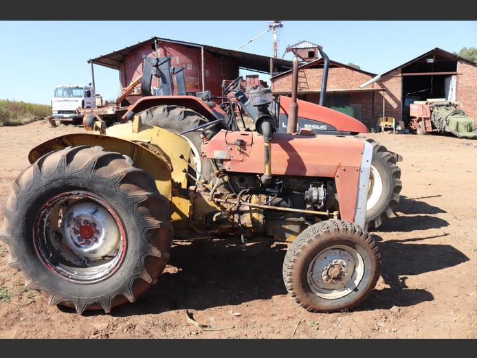 MASSEY FURGENSON 240