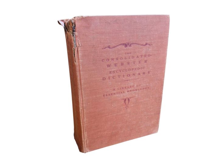 1946 Consolidated Webster Encyclopedic Dictionary