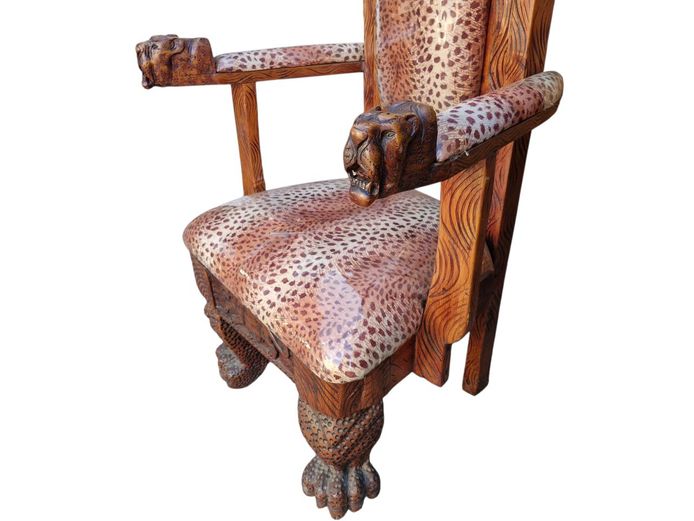 Zulu Queen's Traditional Chair with Carved Lion Heads