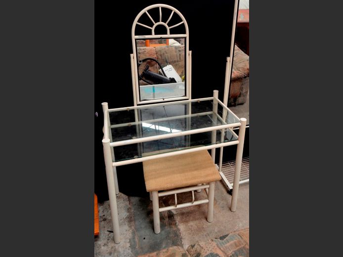 METAL & GLASS DRESSING TABLE WITH MIRROR & STOOL, 83 x 46 x 136cm & 45 x 35 x 40cm