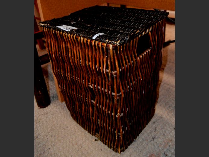 WICKER LAUNDRY BASKET, 38 x 34 x 51cm [Damaged]