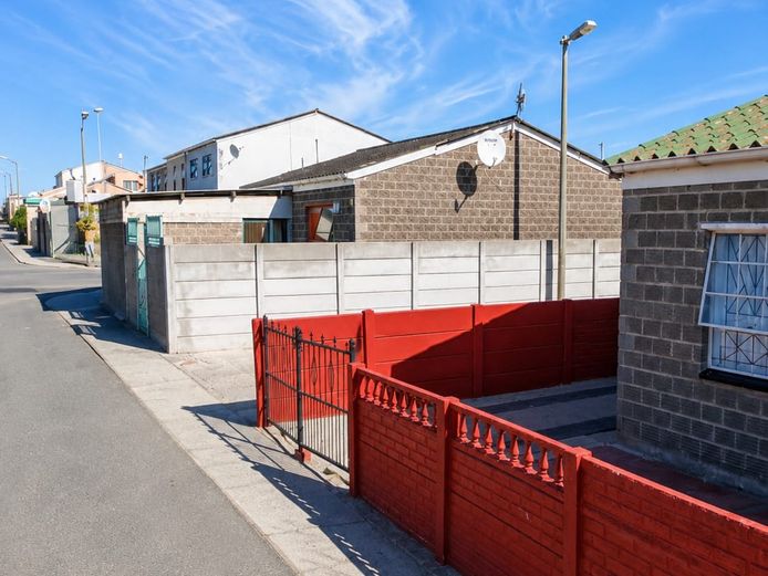 1 Otello Street in Eastridge Mitchells Plain