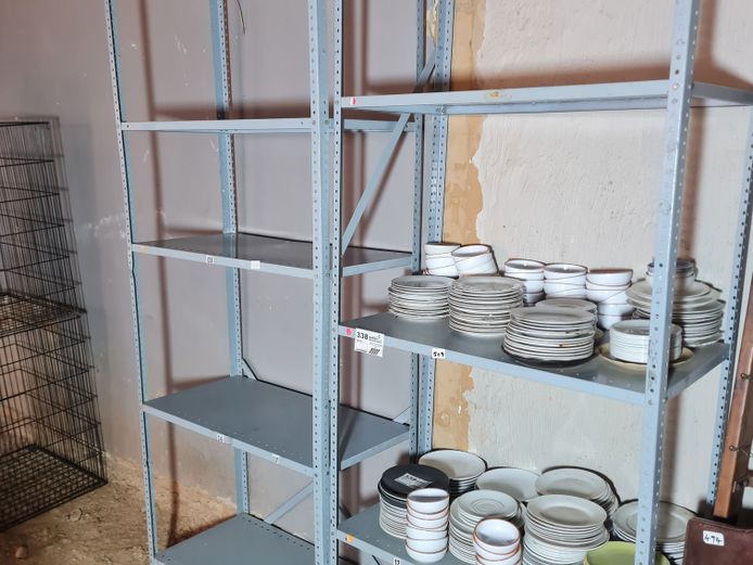 2 X BOLT AND NUT SHELVING