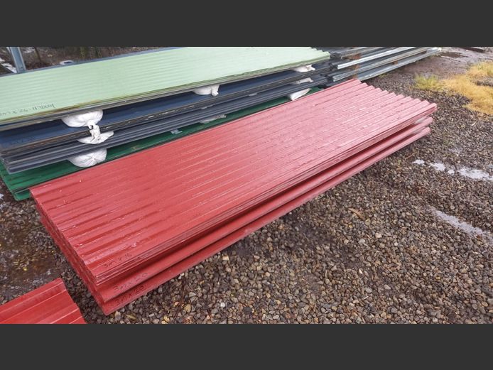 3m Chromodeck Corregated sheet red 0.55mm thick