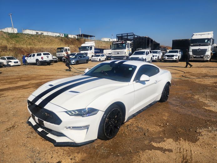 2020 FORD MUSTANG 2.3 A/T