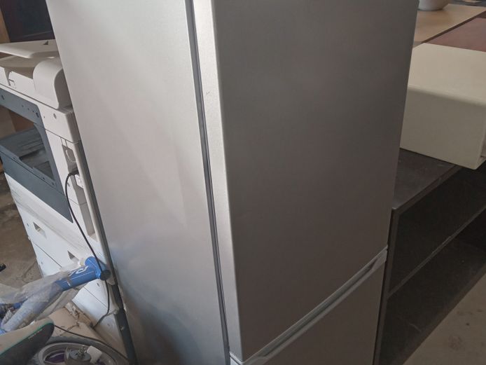DEFY Fridge (00983)