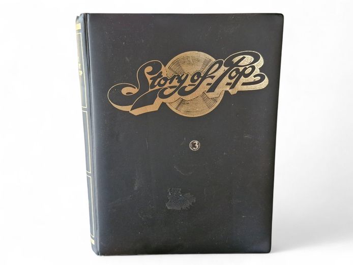 Magazine Collection of "Story of Pop" Featuring The Beatles