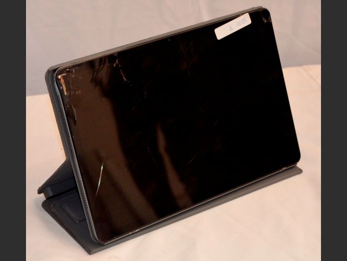 LENOVO TABLET [Damaged, untested]